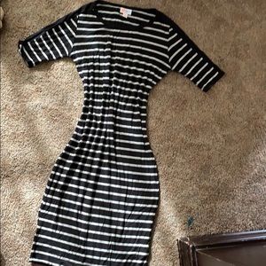 Lularoe striped dress XS stretchy & flattering!